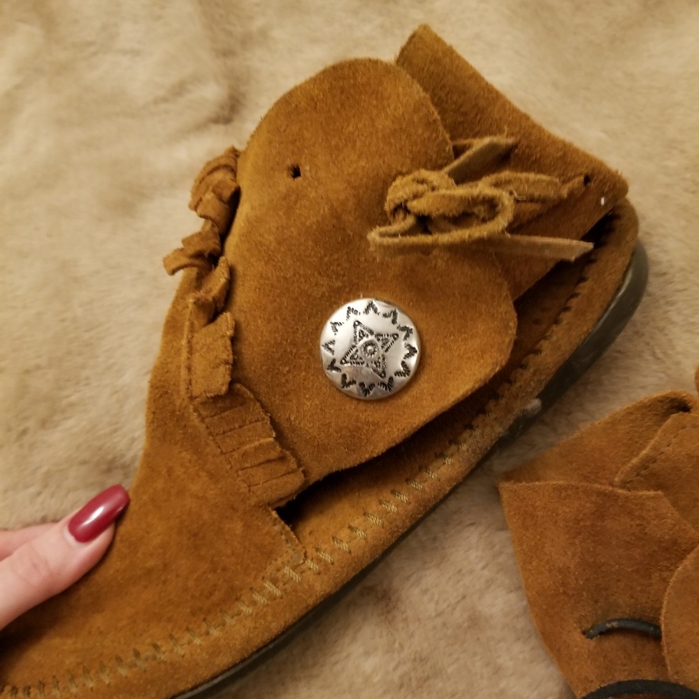 Minnetonka fringe bootie